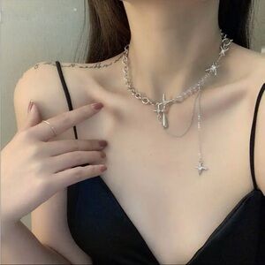 Irregular Star Chain Silver Necklace